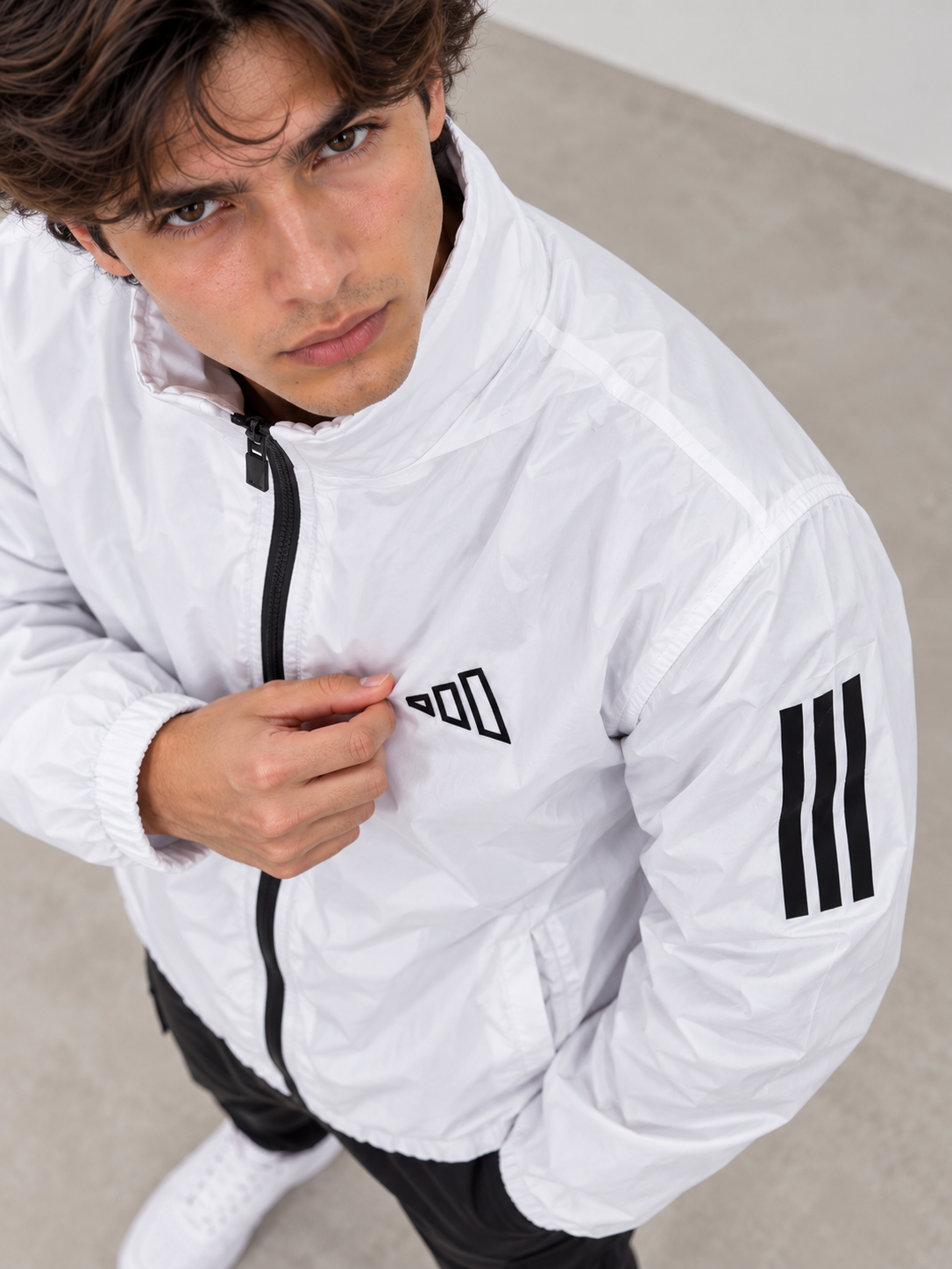 Adi Classic 3-Stripe White Windbreaker Jacket – Lightweight Full-Zip Sports Jacket