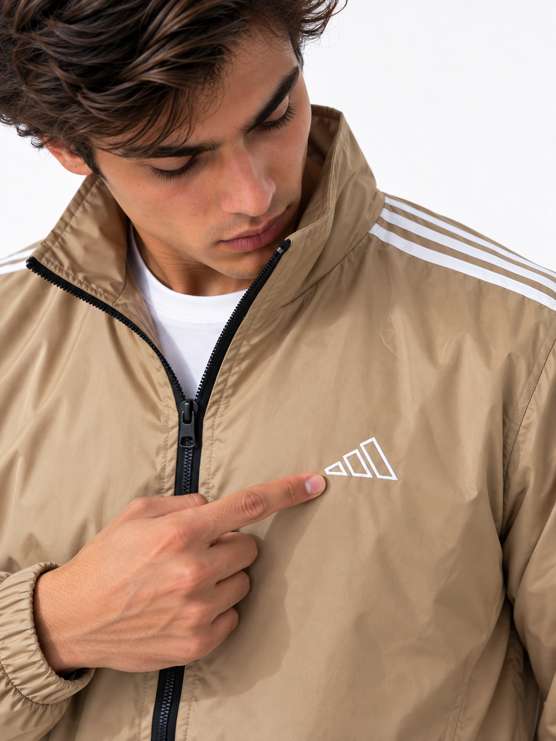 Adi Shoulder 3-Stripe Beige Windbreaker Jacket – Lightweight Full-Zip Sports Jacket